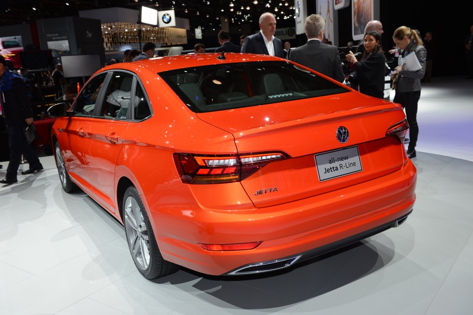 VW Jetta 2019. Bagażnik bez zmian. Dalej 510 l pojemności
