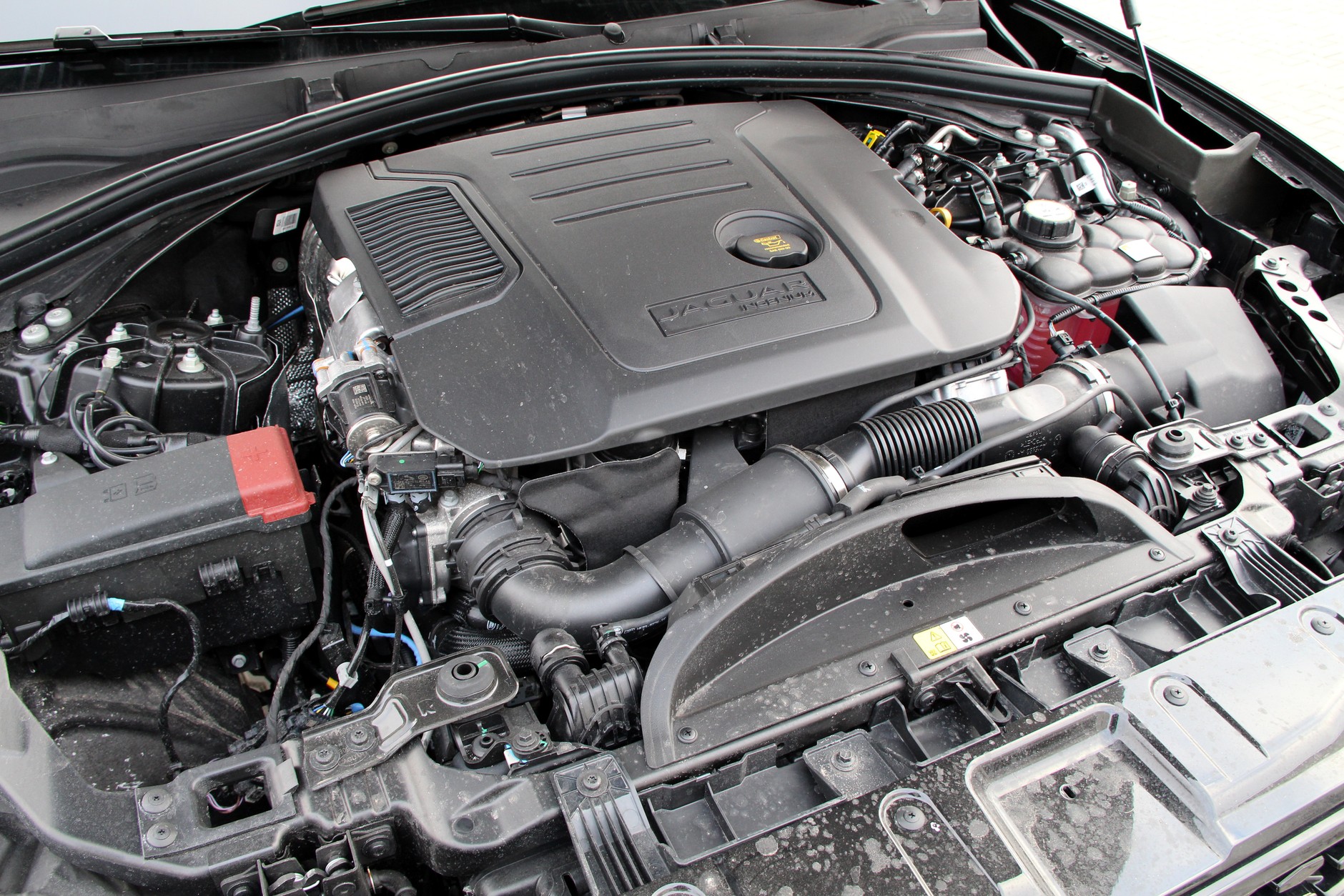 2-litrowy diesel Ingenium I4 z ukrytym "gadżetem"