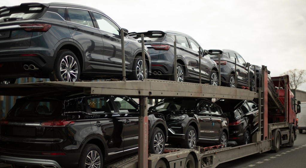 Ukraińcy importują auta z USA. Wyróżnia się jedna marka