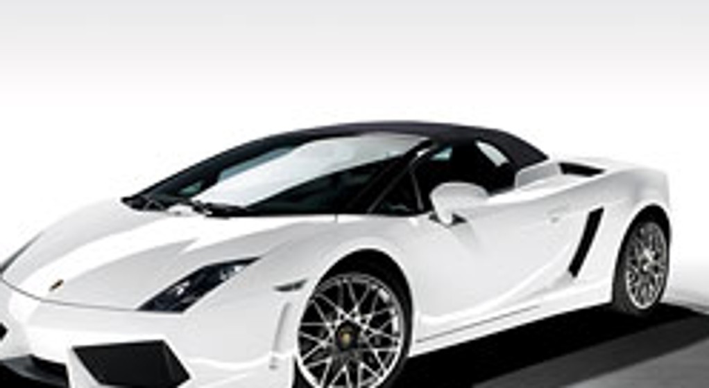 Lamborghini Gallardo LP 560-4 Spyder: kwiaty we włosach potargał wiatr... przy 324 km/h