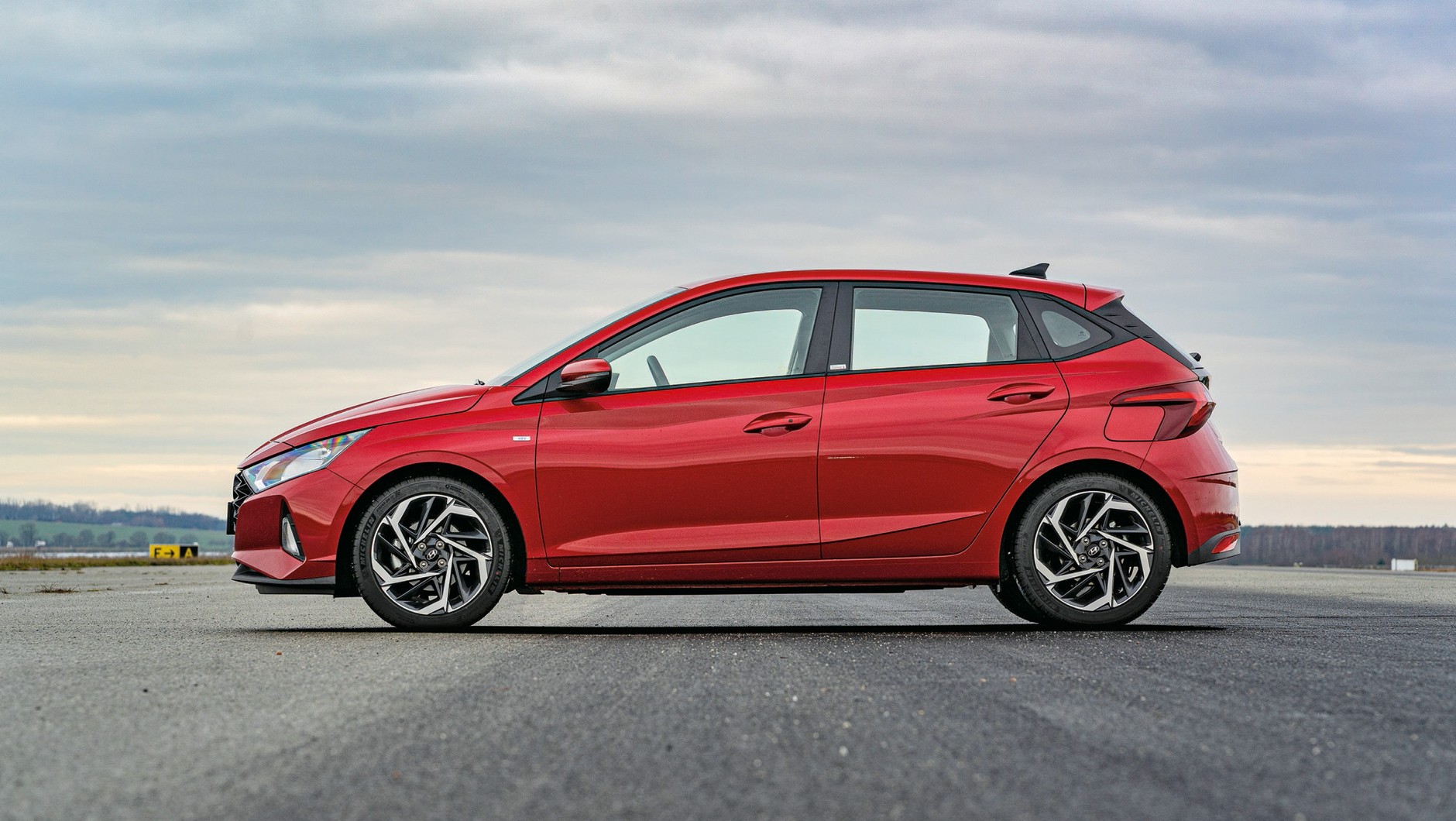 Hyundai i20 1.0 T-GDI 48 V Hybrid