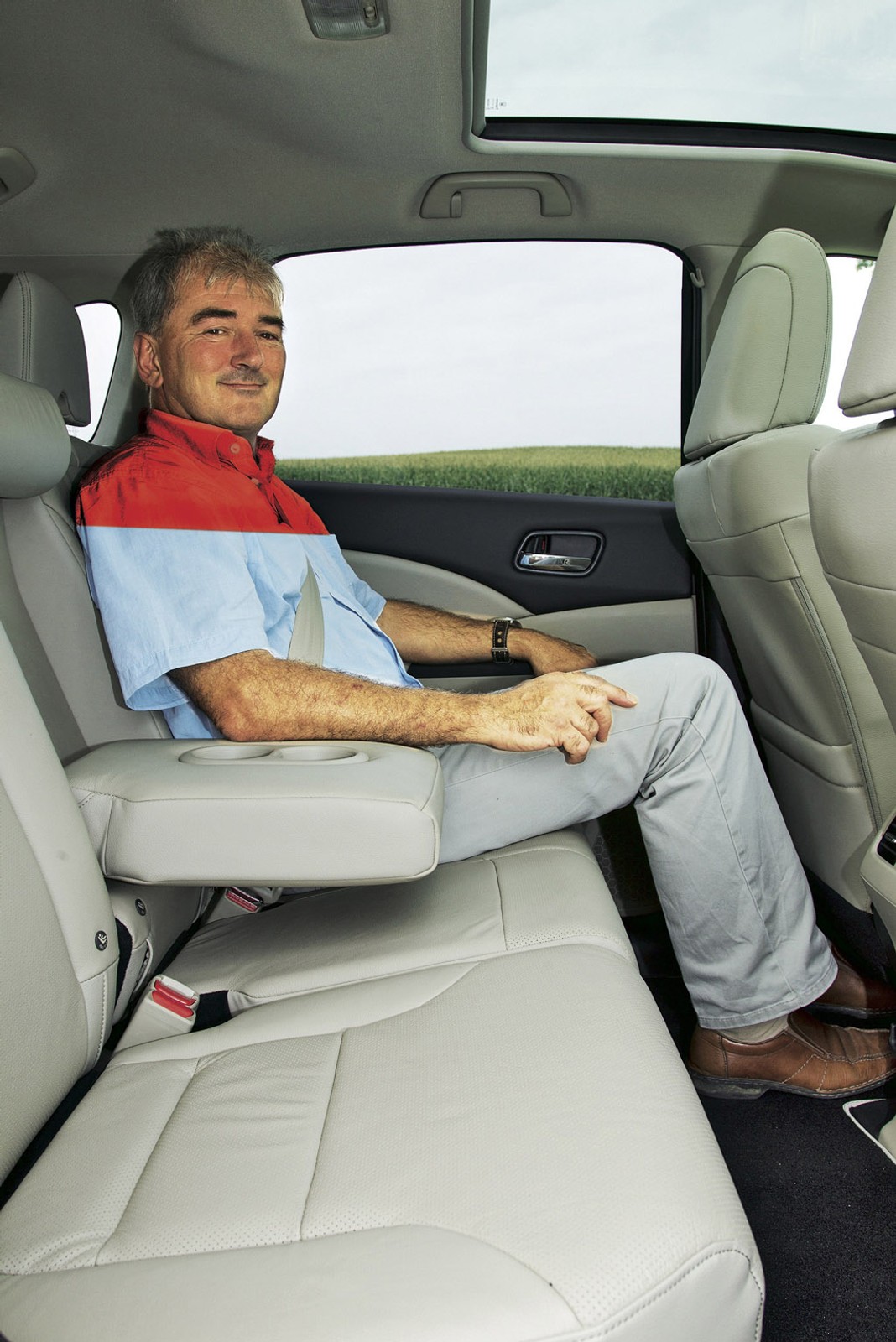 Nowa Honda CR-V: SUV w formacie vana