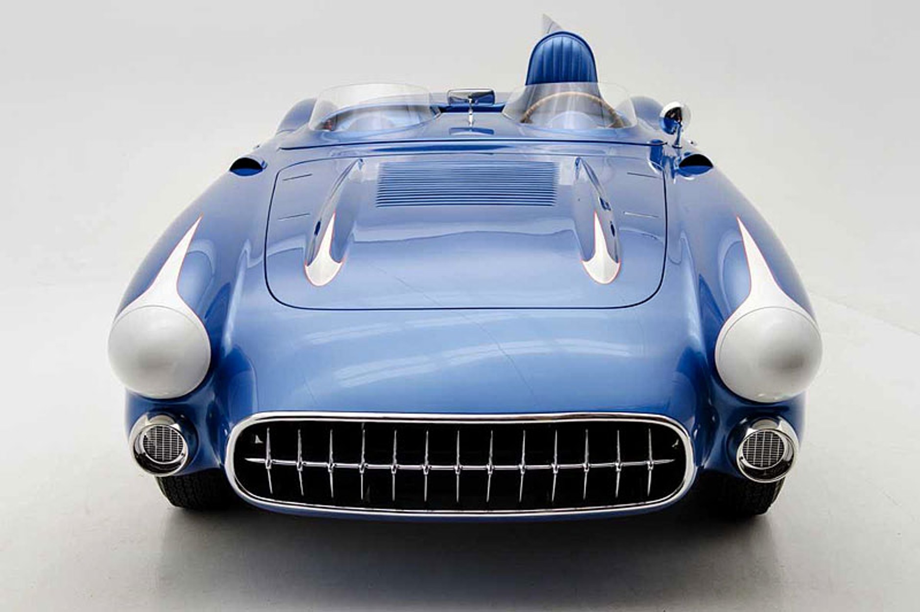 Chevrolet Corvette SR-2 za 6,8 mln dolarów