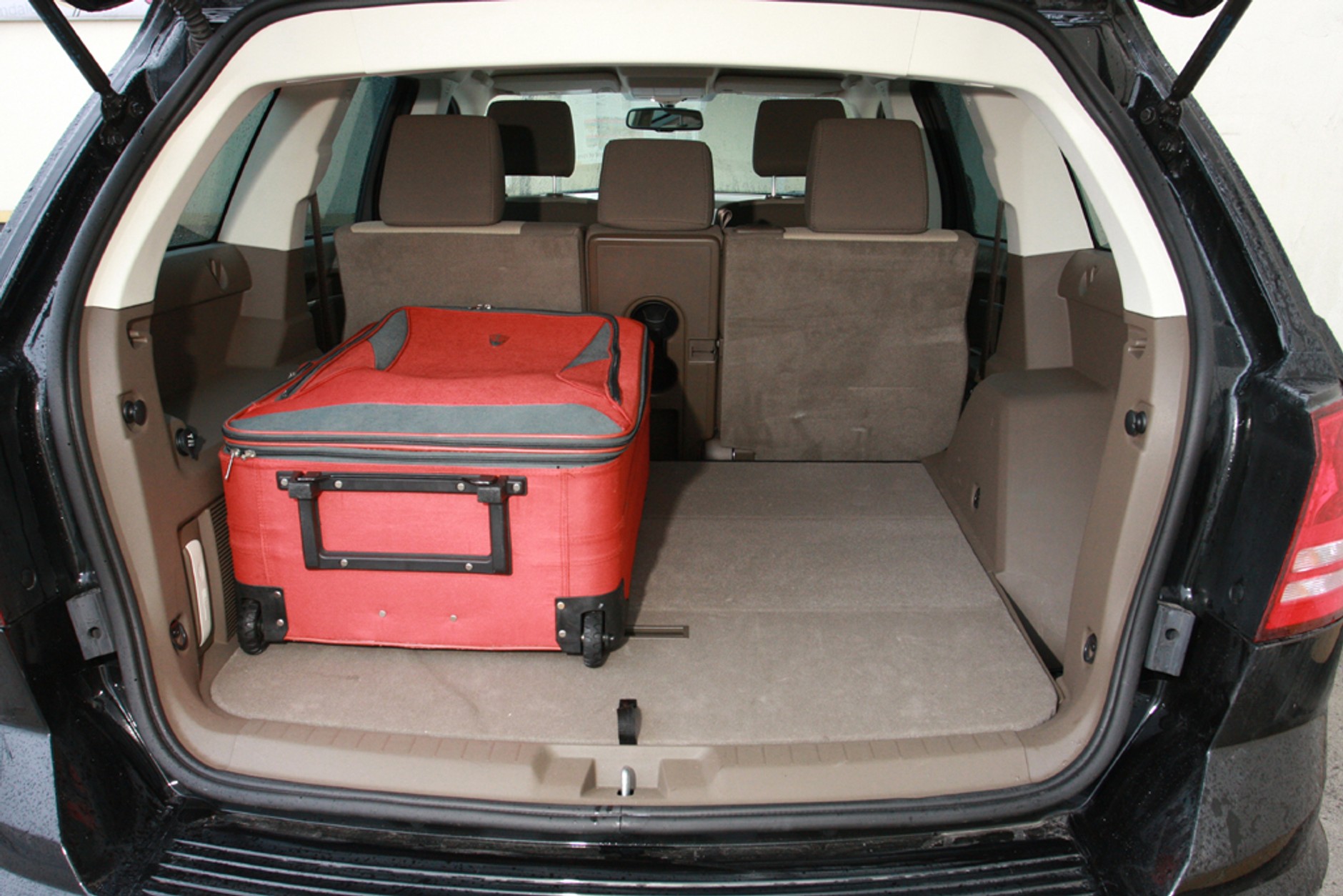 Dodge Journey 2.0 CRD SXT - Dobry na każdą okazję