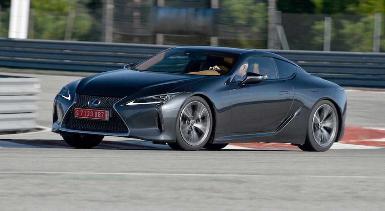 Lexus LC 500h - Bliżej kierowcy