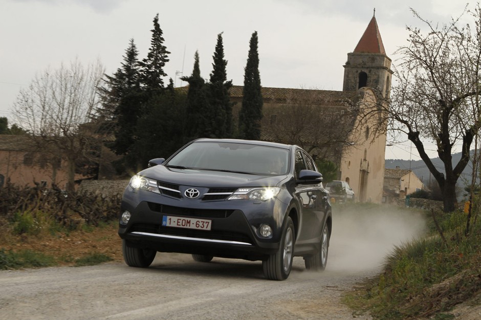 Nowa Toyota RAV4: SUV zrobiony według sprawdzonego przepisu