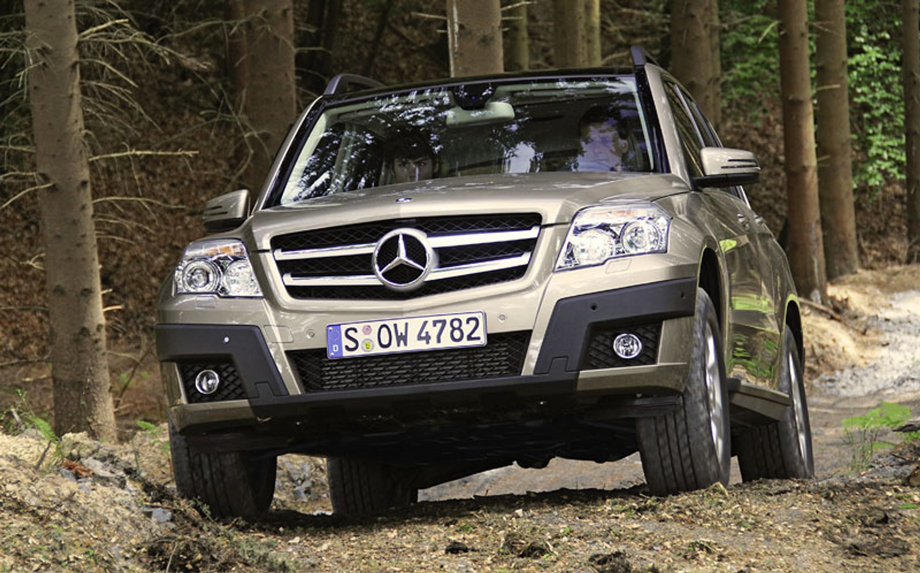 Mercedes-Benz GLK: przetestowany w Namibii (fotogaleria + informacje)