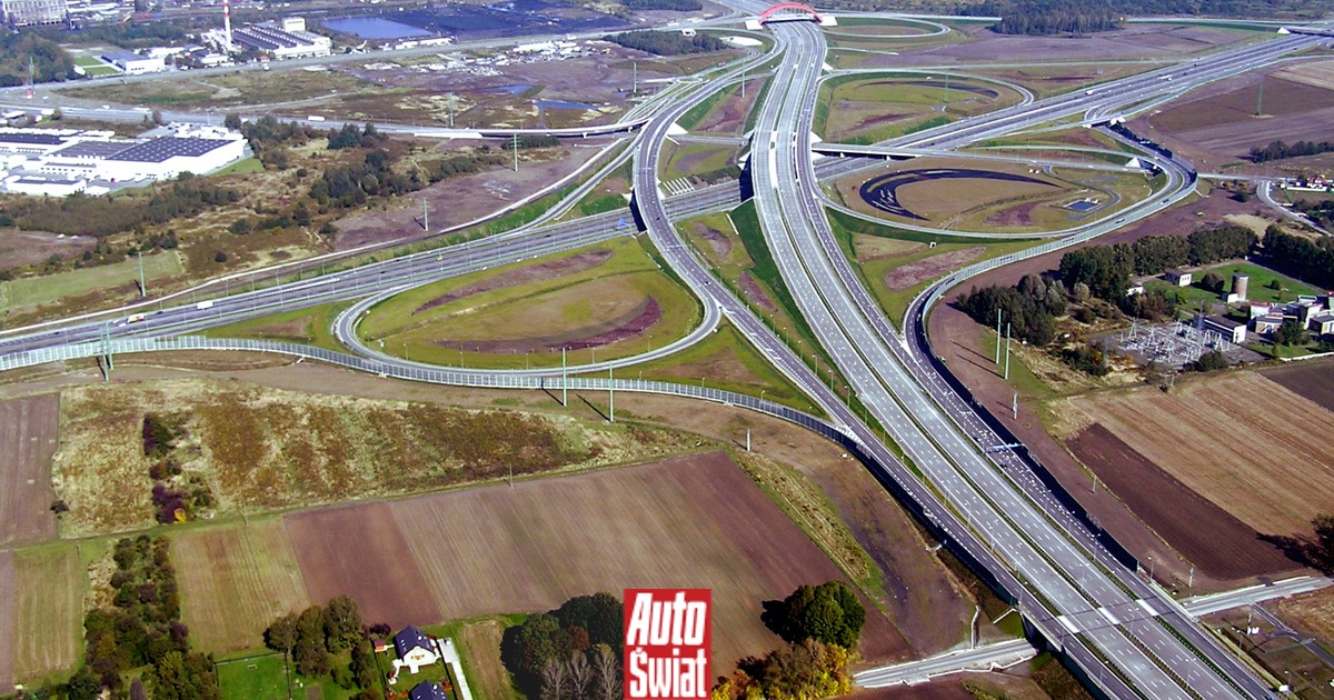 Polska ma węzeł autostradowy jak spaghetti. Gigant na skalę europejską