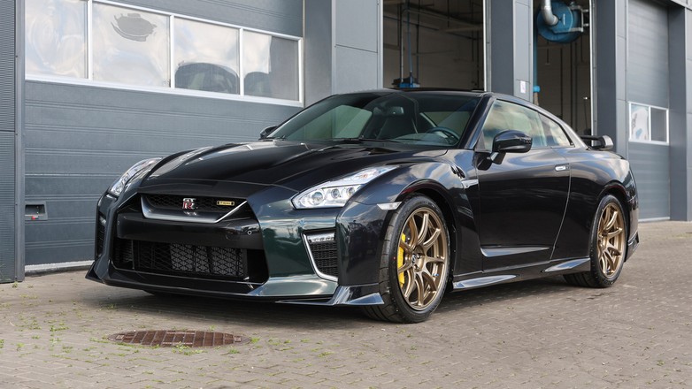 Jedyny w Europie pożegnalny Nissan GT-R R35 Prestige T-Spec trafił do Polski
