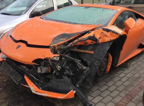 Chcą ograniczyć dostęp do supersamochodów. Planują specjalne prawo jazdy