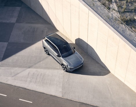 Volvo EX90