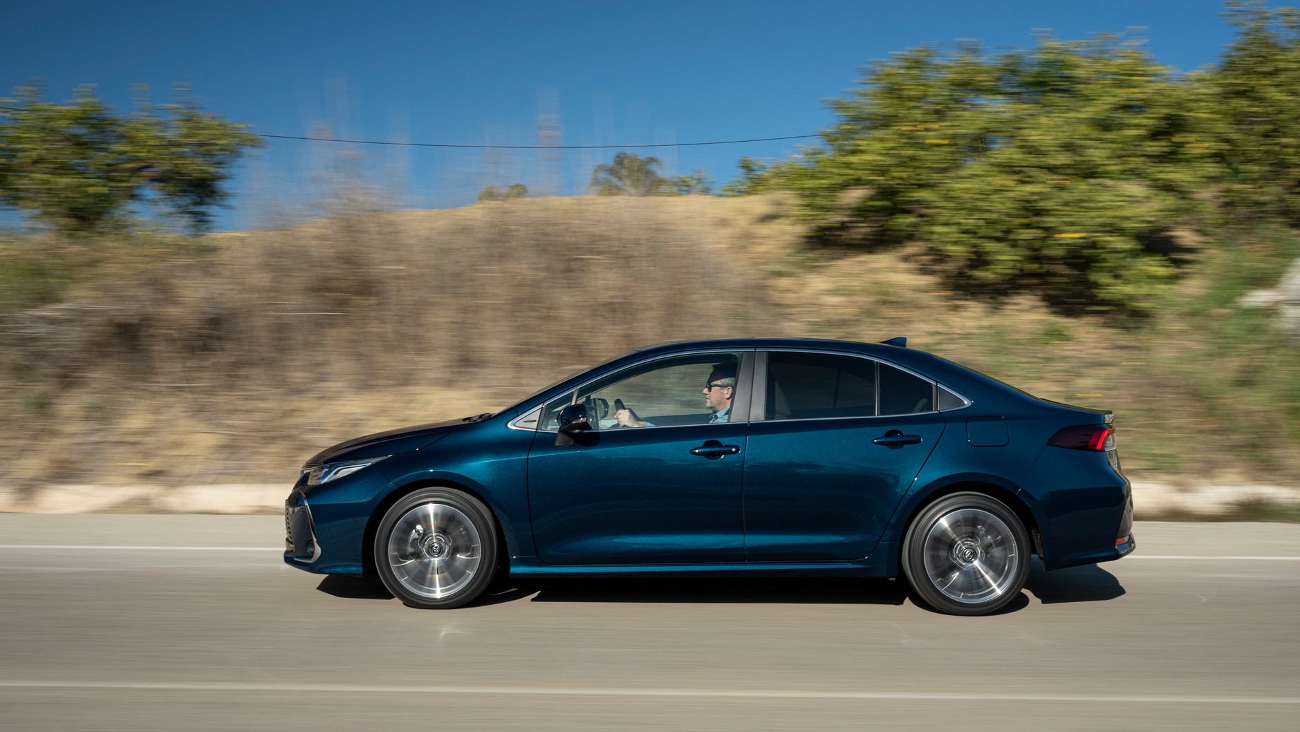Toyota Corolla Sedan