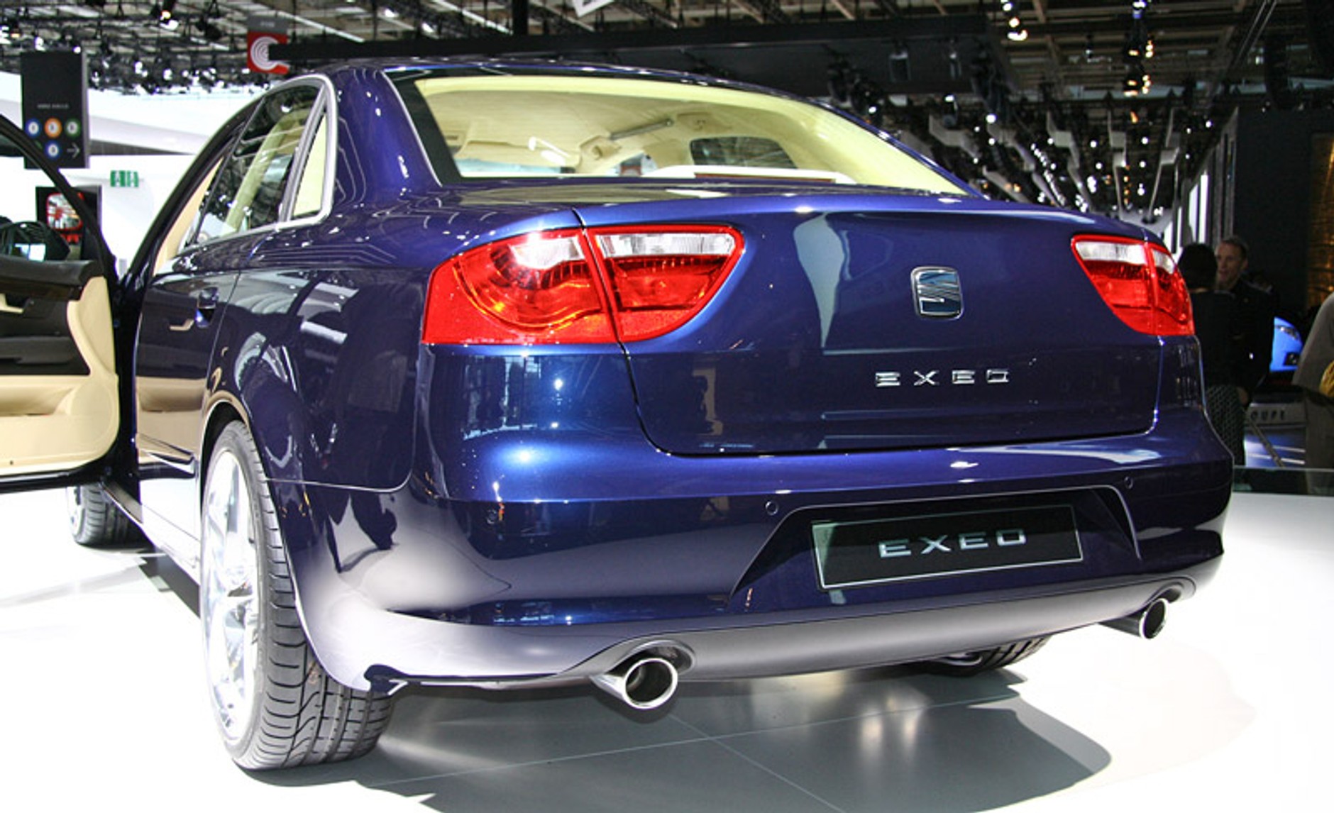 Paryż 2008: Seat Exeo – pierwsze wrażenia