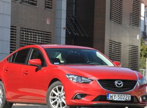 Test Mazdy 6 2.0 Skyactiv-G: czy sportowy sedan może być też komfortowy