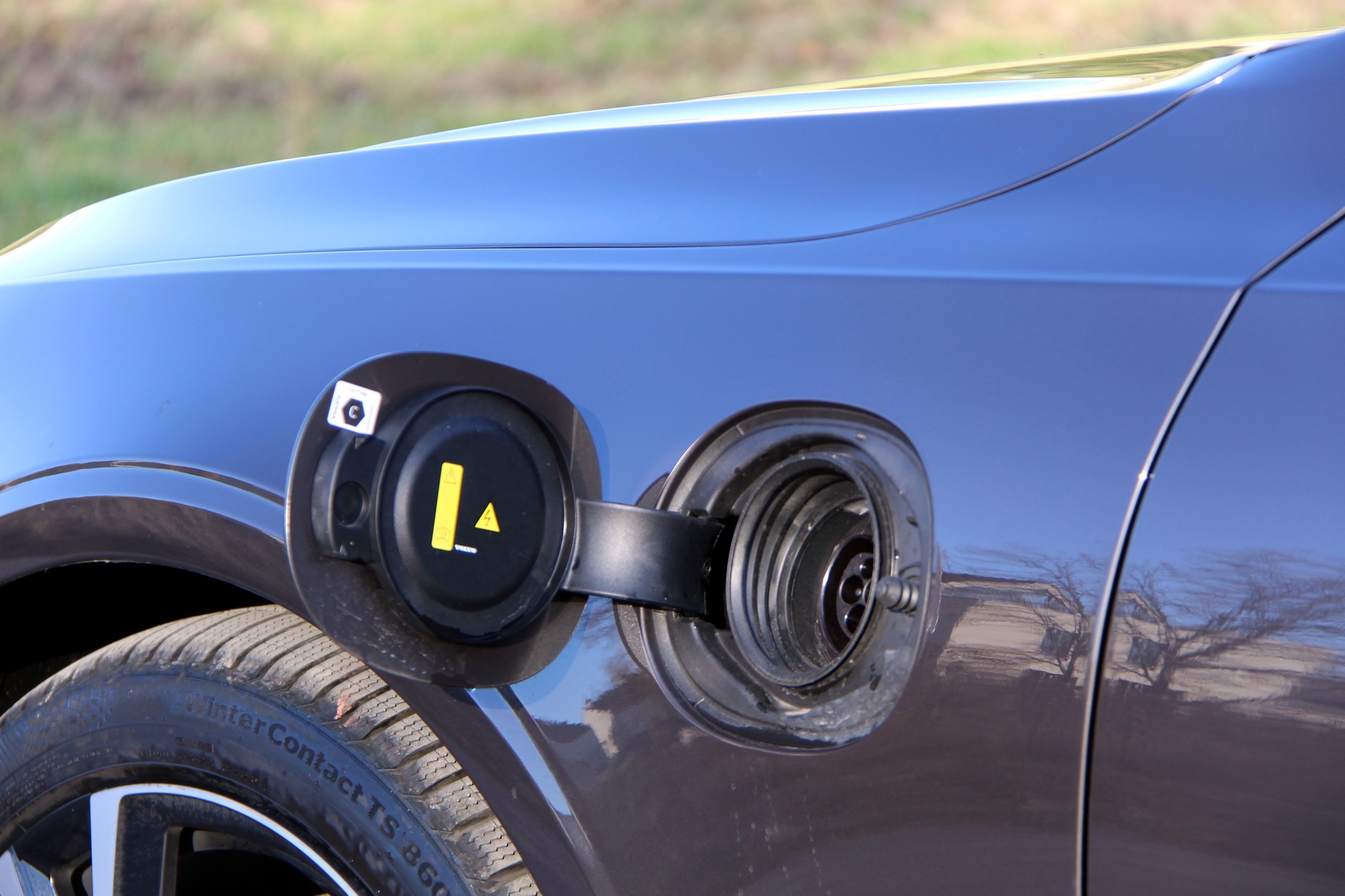 Volvo V90 T8 Ultra Dark