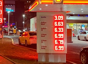 Ceny paliw cały czas idą w górę. Prawie 7 zł za litr to skutki agresji Rosji na Ukrainę