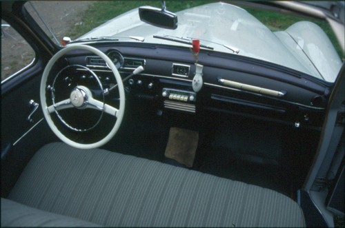 Mercedes-benz 180 - Ponton wypłynął na drogi