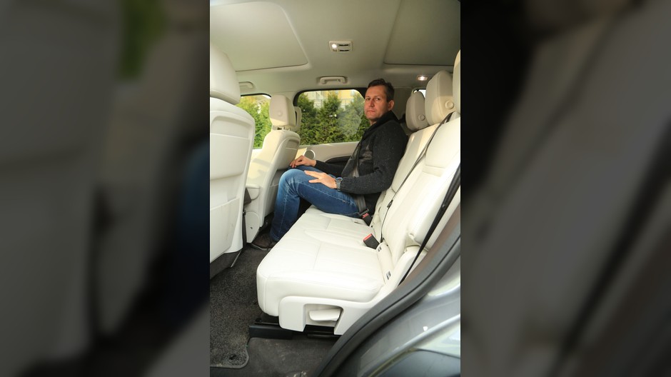 Land Rover Discovery 3.0 Si6 - prestiż gwarantowany