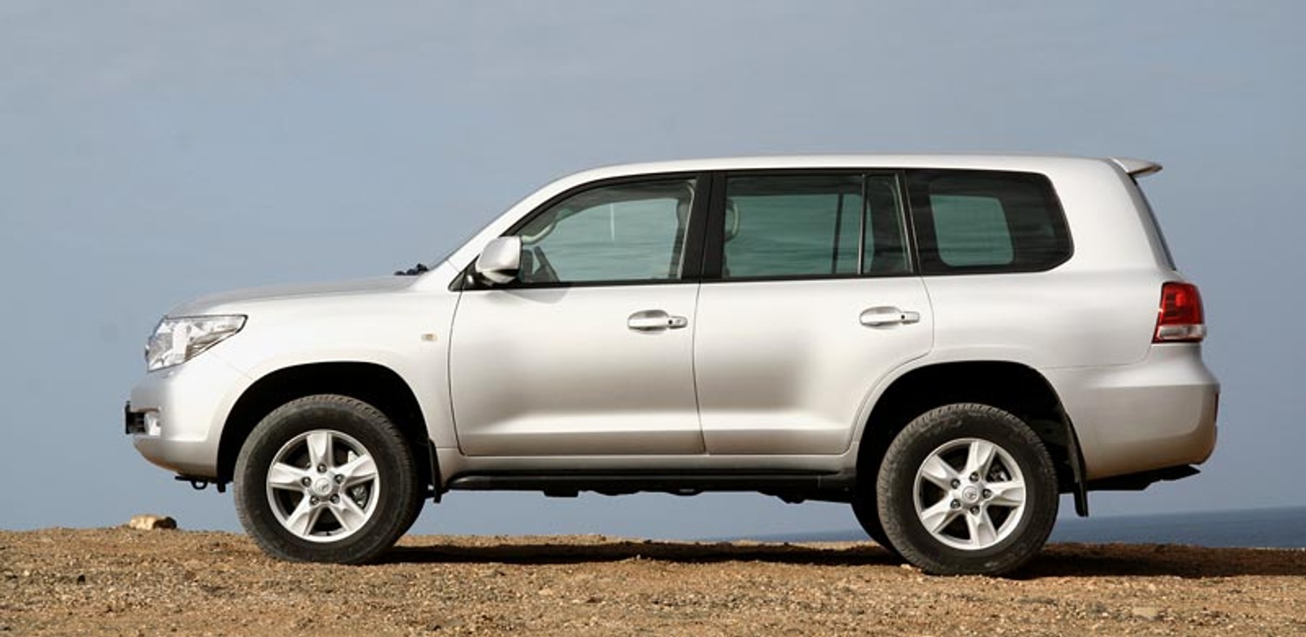 Toyota Land Cruiser V8: pierwsze wrażenia
