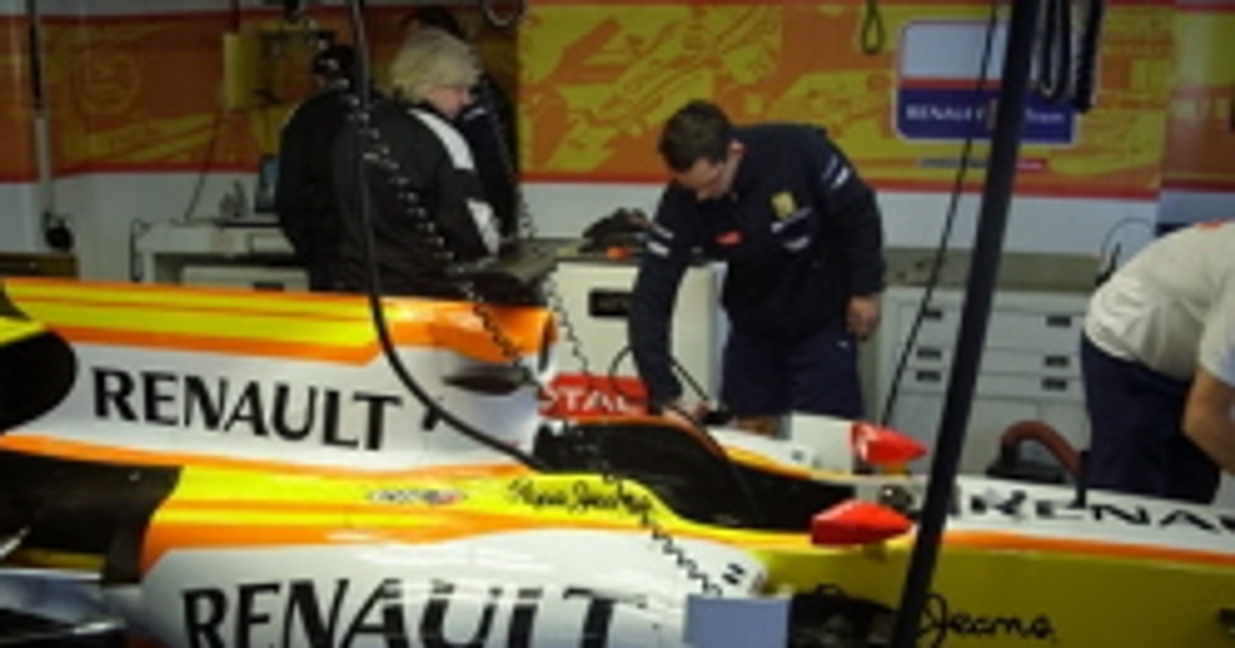 Formuła 1: Eric Boullier spotkał się z Robertem Kubicą