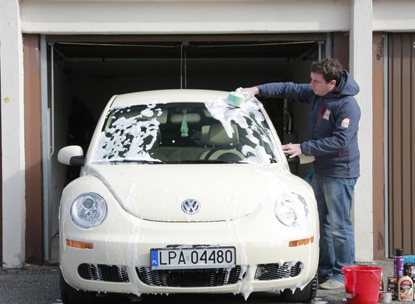 Jak dobrze umyć auto?