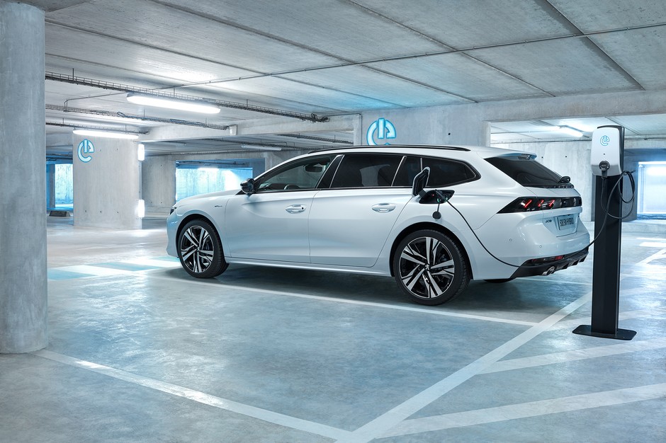 Nowe Hybrydy od Peugeota – polskie ceny