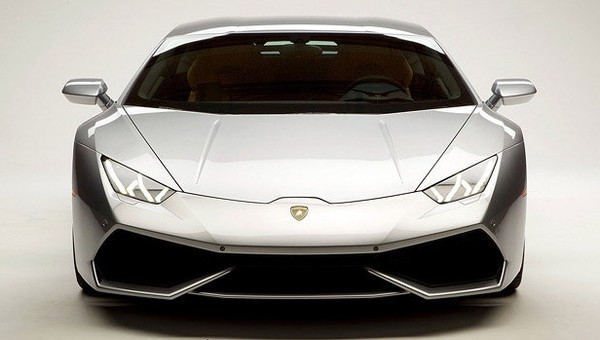 Kupił w Niemczech Lamborghini. W Danii skonfiskowali mu je za prędkość 