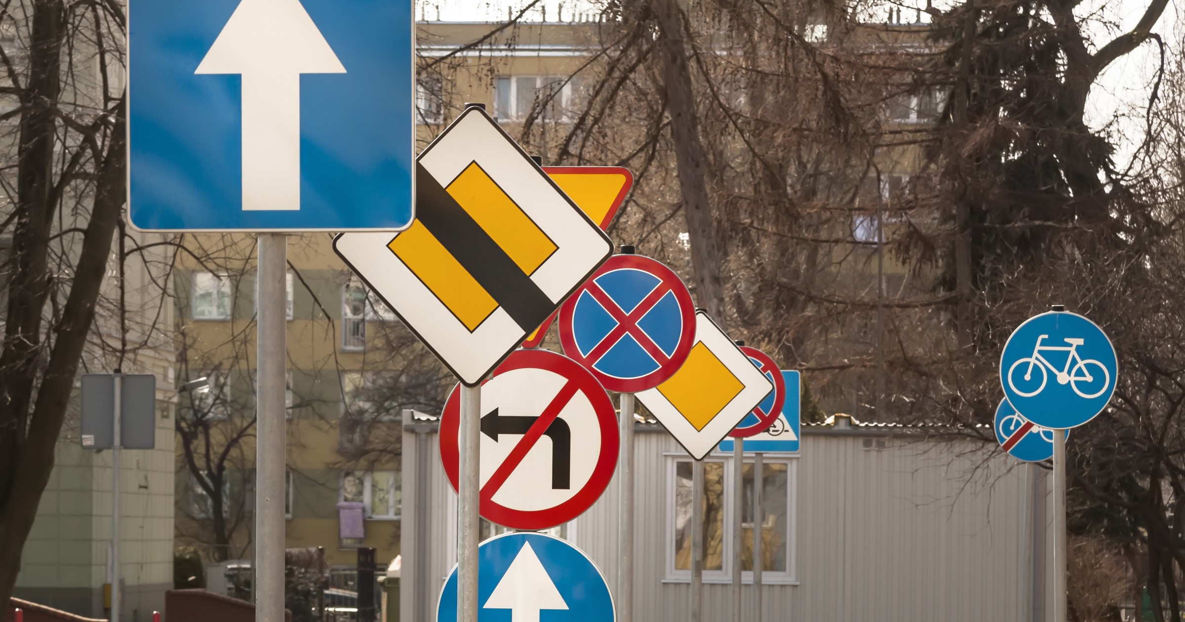 Znaki drogowe w Polsce