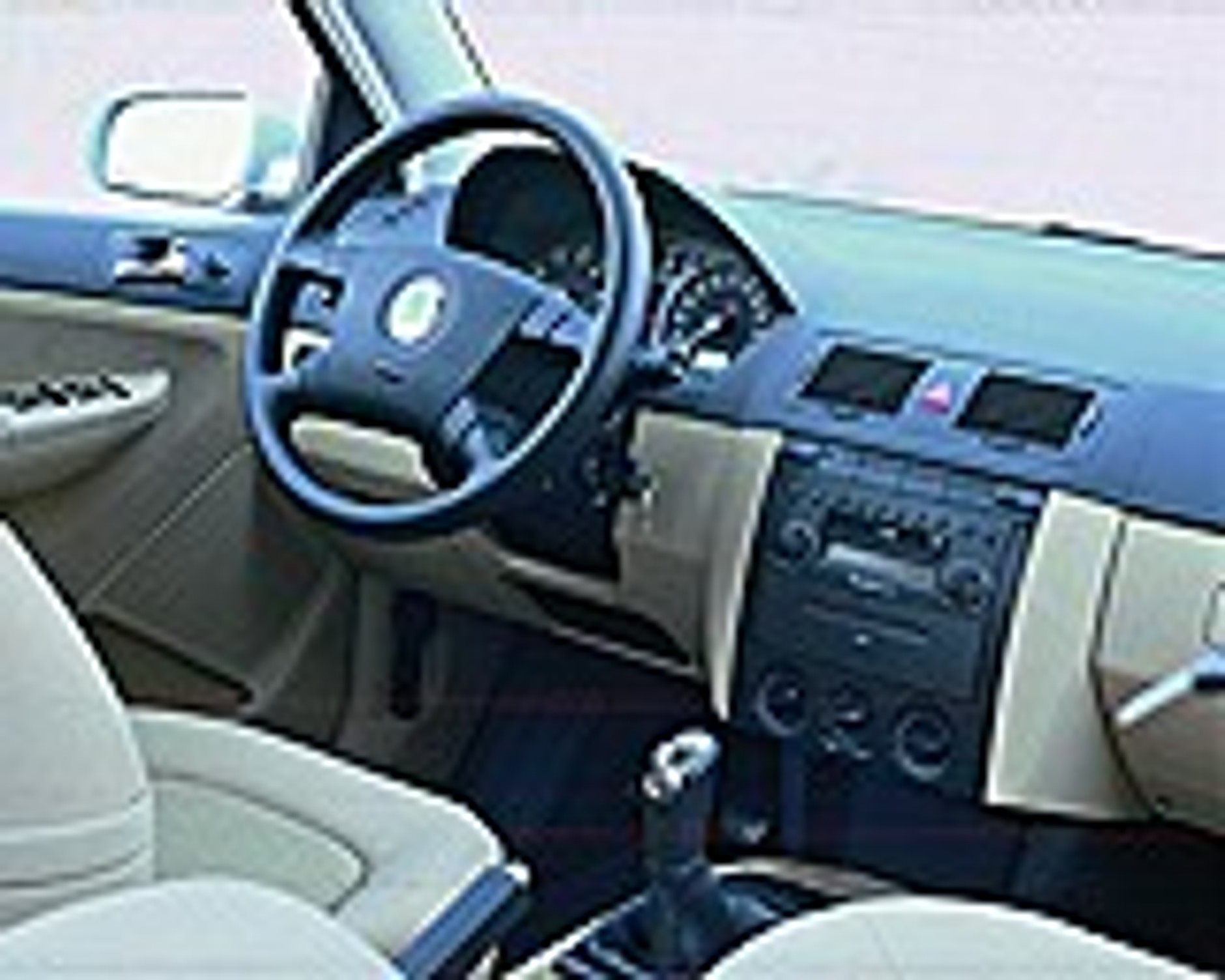 Podobne, ale nie identyczne