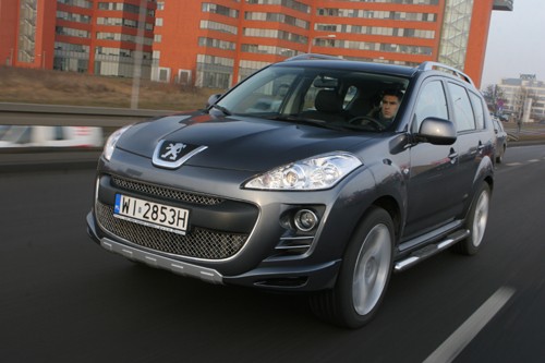Peugeot 4007 2.2 HDI - Drapieżny globalista