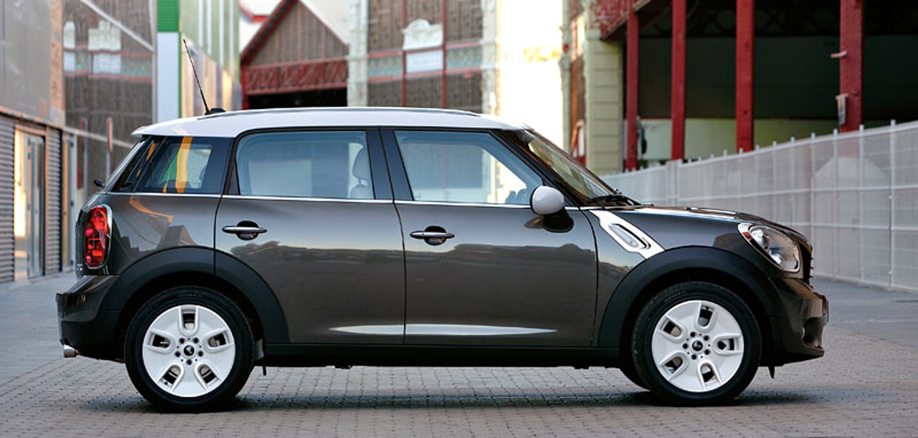 Genewa 2010: Mini Countryman odkryty przed czasem