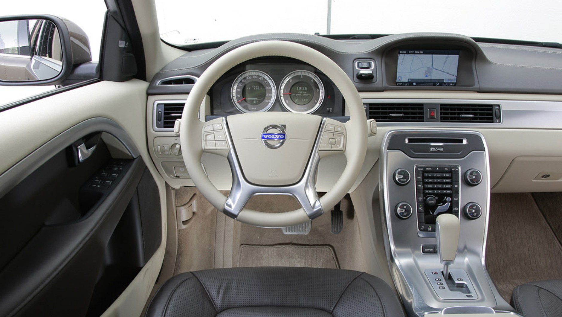 Volvo XC70 III