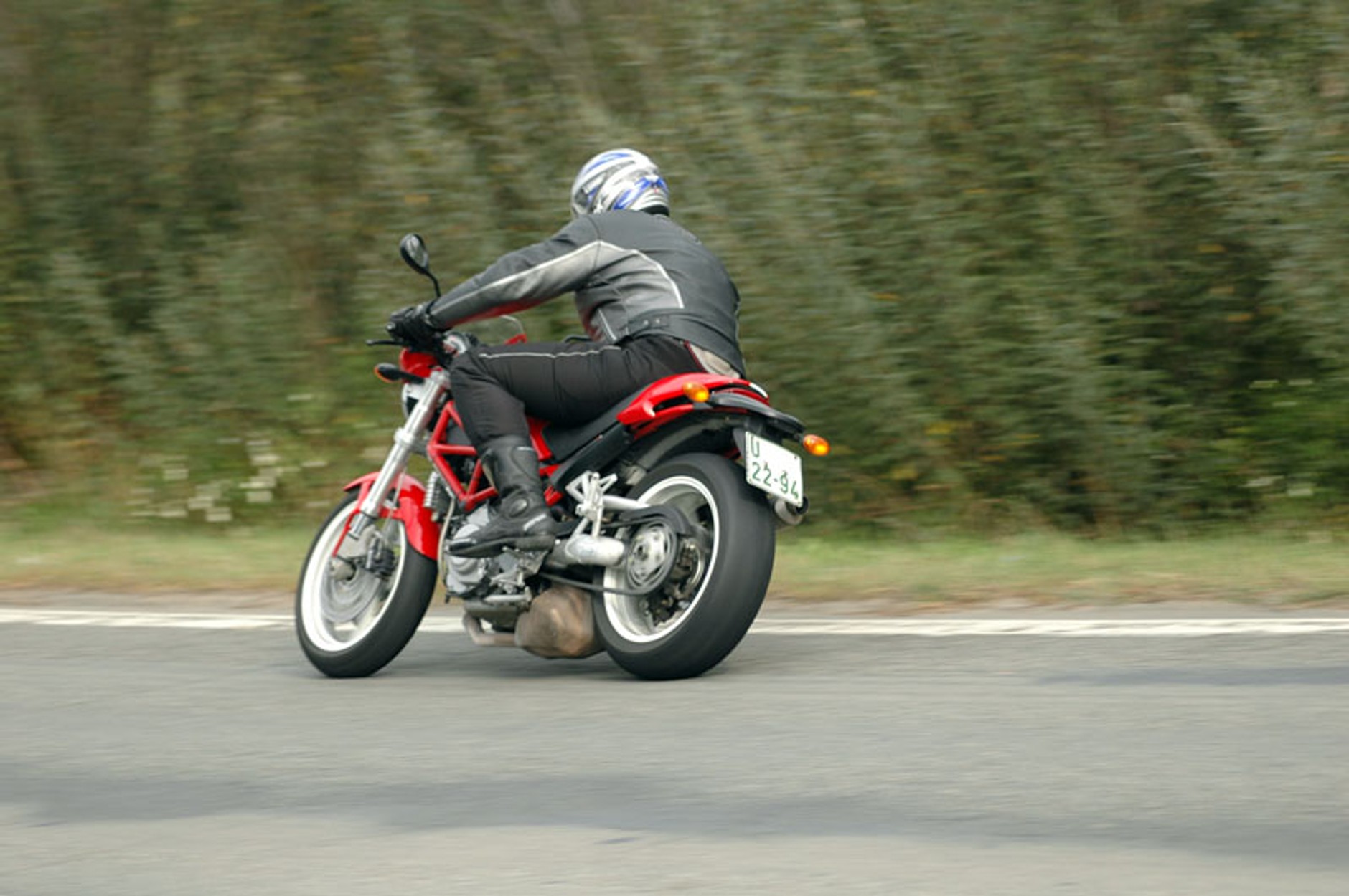 Ducati Monster S2R – włoska żyleta (test)