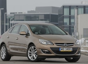 Opel Astra sedan 1,7 CDTI: test rodzinnego sedana
