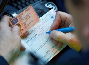 Punkty karne w 2025 r. Po jakim czasie się kasują? Kierowcy często są w błędzie