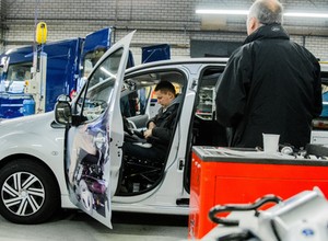 Peugeot z adaptacją dla niepełnosprawnych - pierwsza jazda