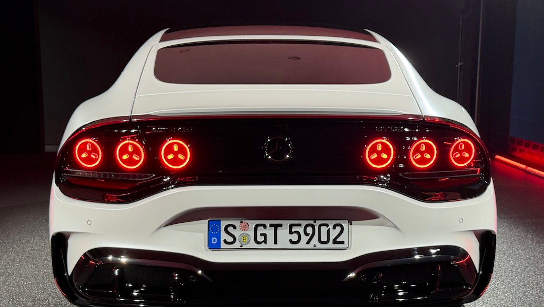 Nowy elektryczny Mercedes AMG GT 4-Door Coupe
