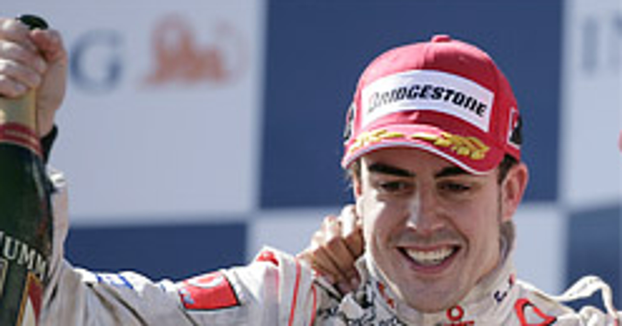 Grand Prix Europy 2007: Heidfeld zderzył się z Kubicą. Ulewa przerwała wyścig! Wygrał Alonso (na żywo)