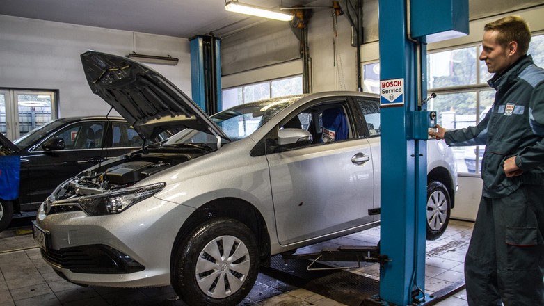 Przegląd z Auto Światem w serwisie Bosch Car Service