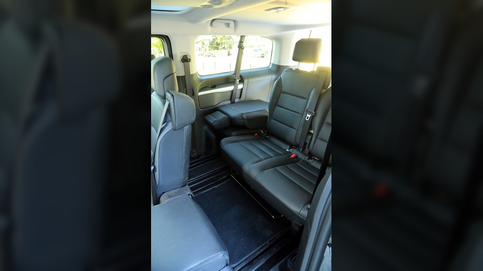 Peugeot Traveller Long Allure