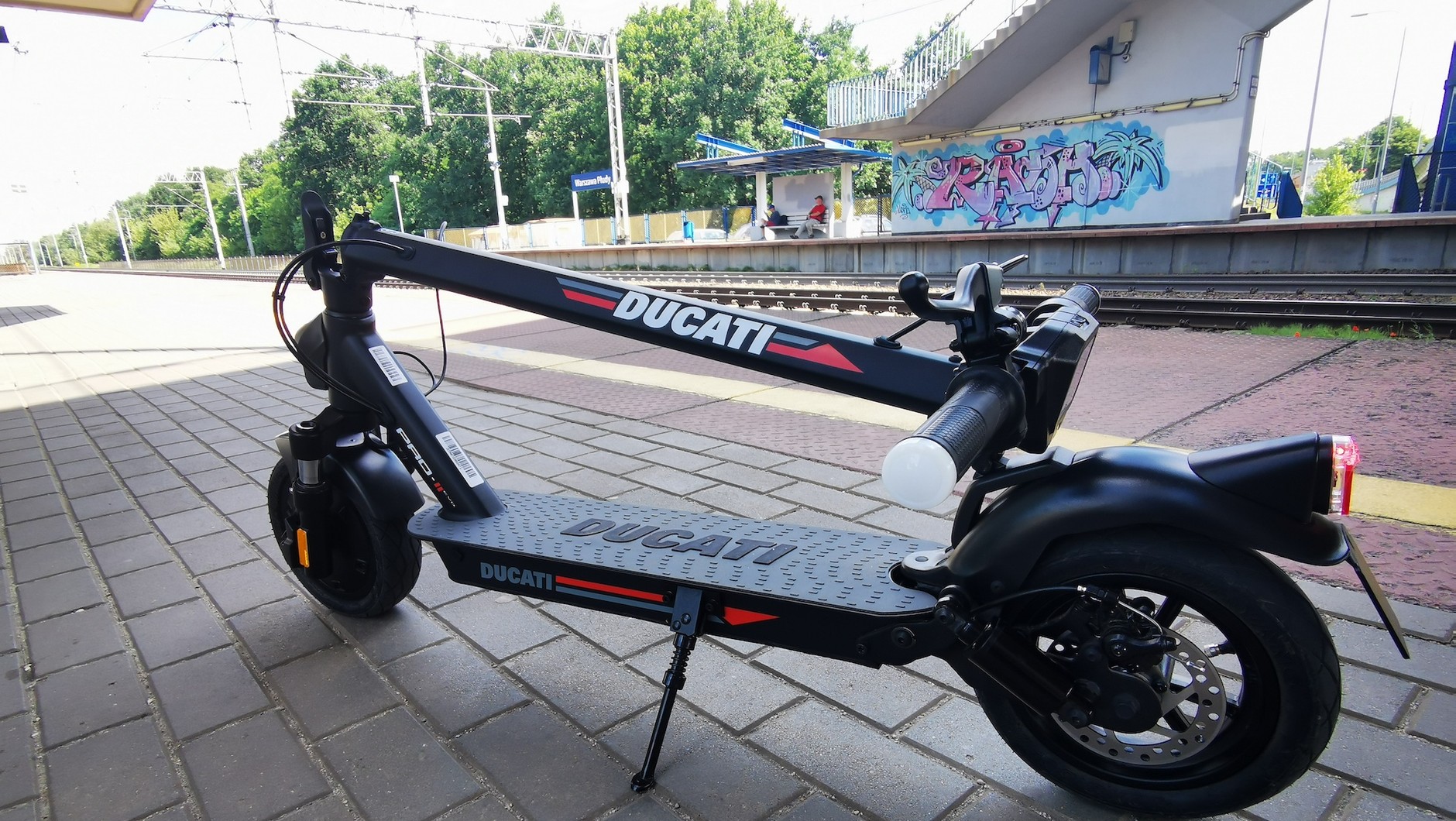 Ducati Pro II Evo w postaci złożonej