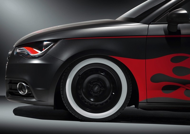 Audi A1 fajnie oblepione. Co na to Justin Timberlake?