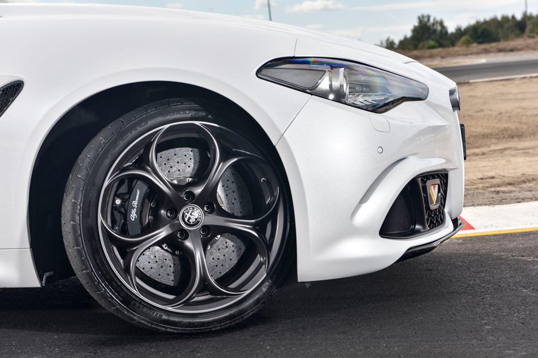 Alfa Romeo Giulia Quadrifoglio - powrót w wielkim stylu