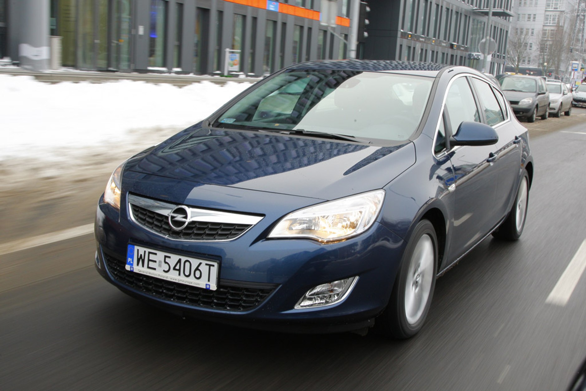 Czy kompaktowy diesel może się opłacać?  Opel Astra 1.6 kontra 1.7 CDTI