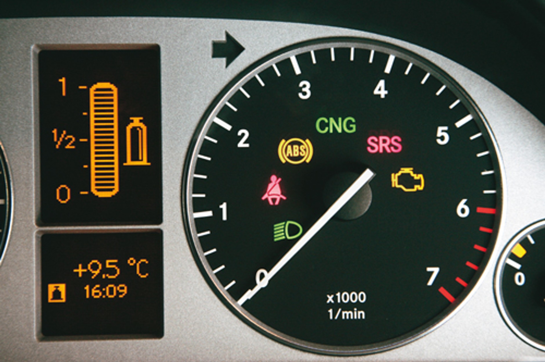 Mercedes B 170  NGT BlueEfficiency - Czy gaz wygra z benzyną i ropą?