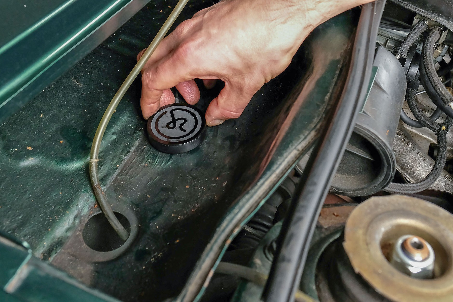 Jak zamontować OBD do starszego auta. Propozycja dla właścicieli oldtimerów