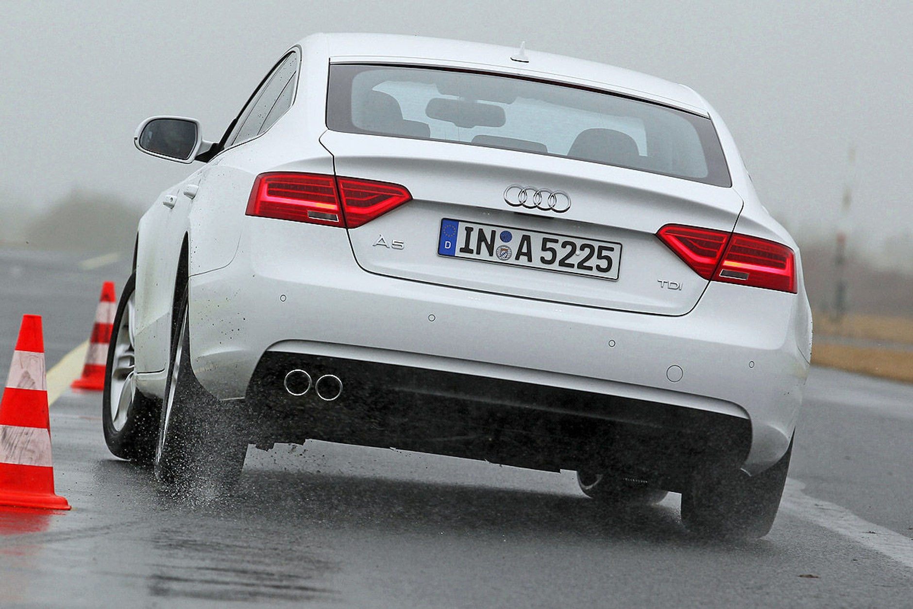 Audi A5 2.0 TDI Sportback DPF (177 KM)