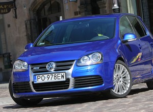 VW Golf R32 - auto-katapulta na każdą porę roku