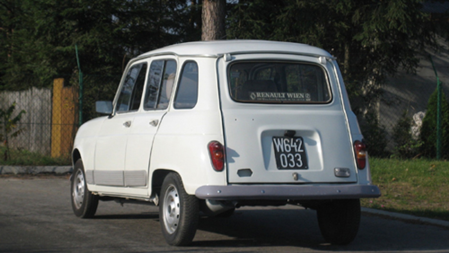 Renault 4 - Samochód z wajchą