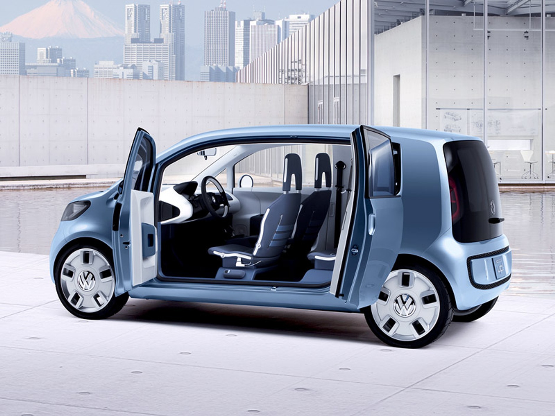 Nowy mini Volkswagen z Bratysławy, Audi Q3 z Hiszpanii